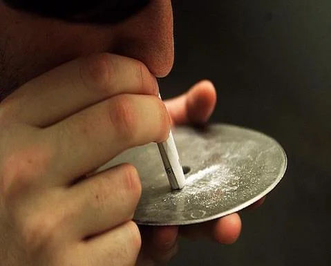 Consumir cocaína