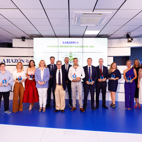 Entrega de premios foto grupal