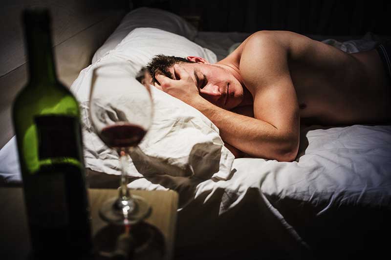alcohol ayuda a dormir